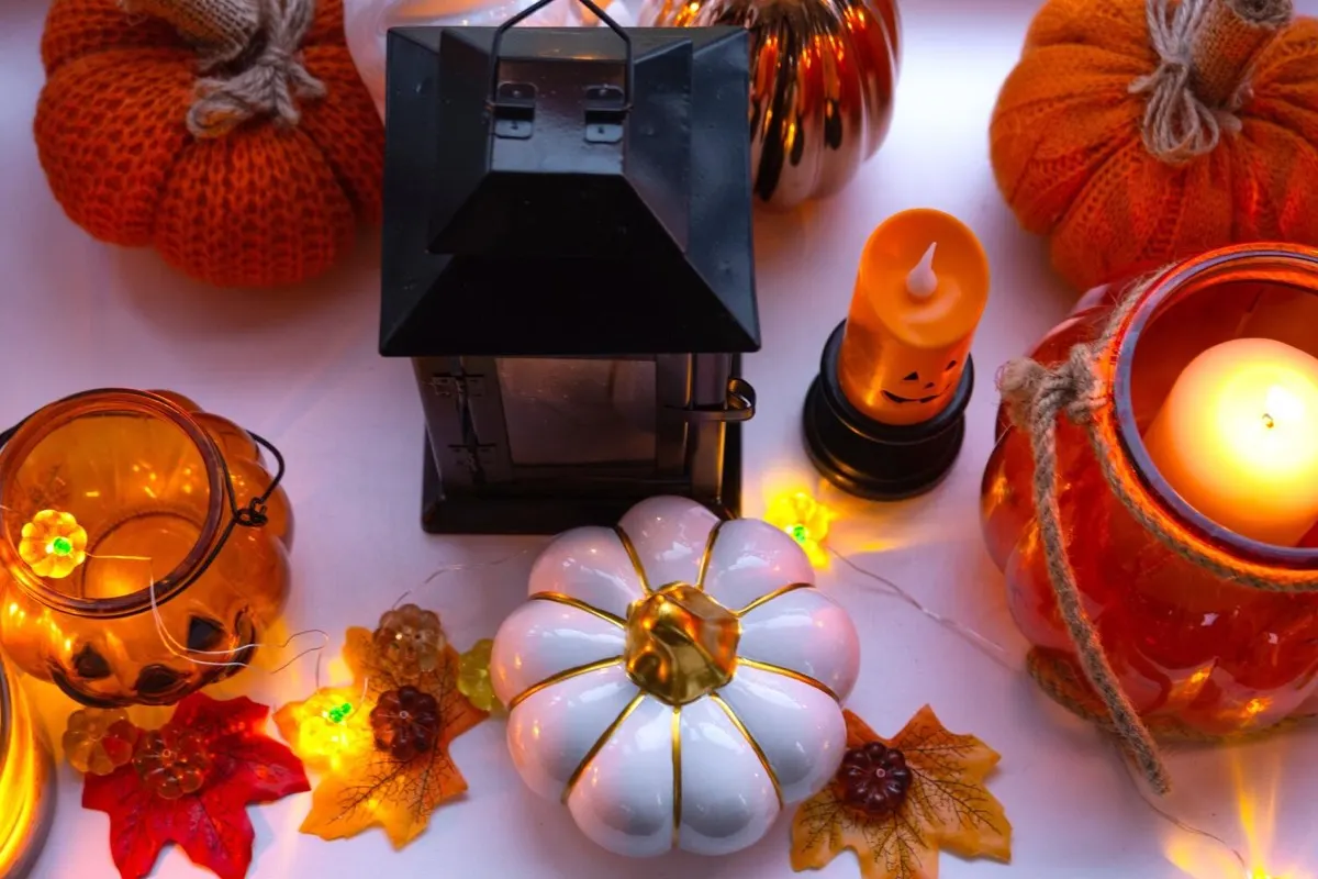 Hva er Allehelgensdag – og hva har det med Halloween å gjøre?